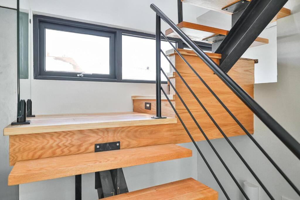 New Modern 1400 Sq Ft Coach House Near Everything Toronto Extérieur photo