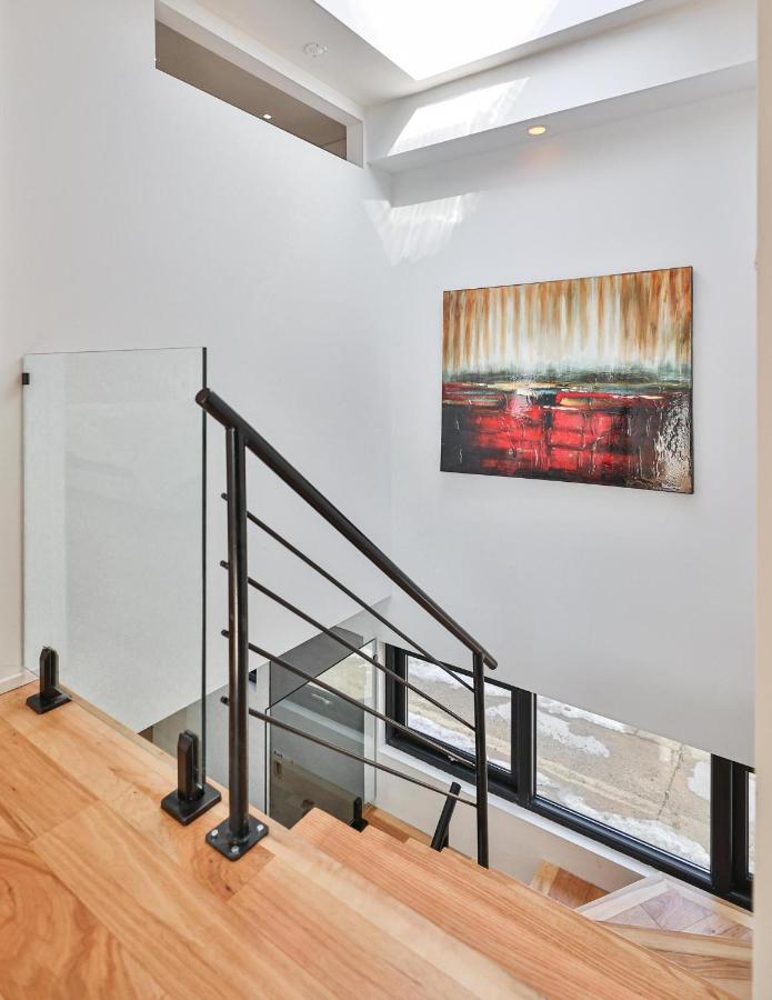 New Modern 1400 Sq Ft Coach House Near Everything Toronto Extérieur photo